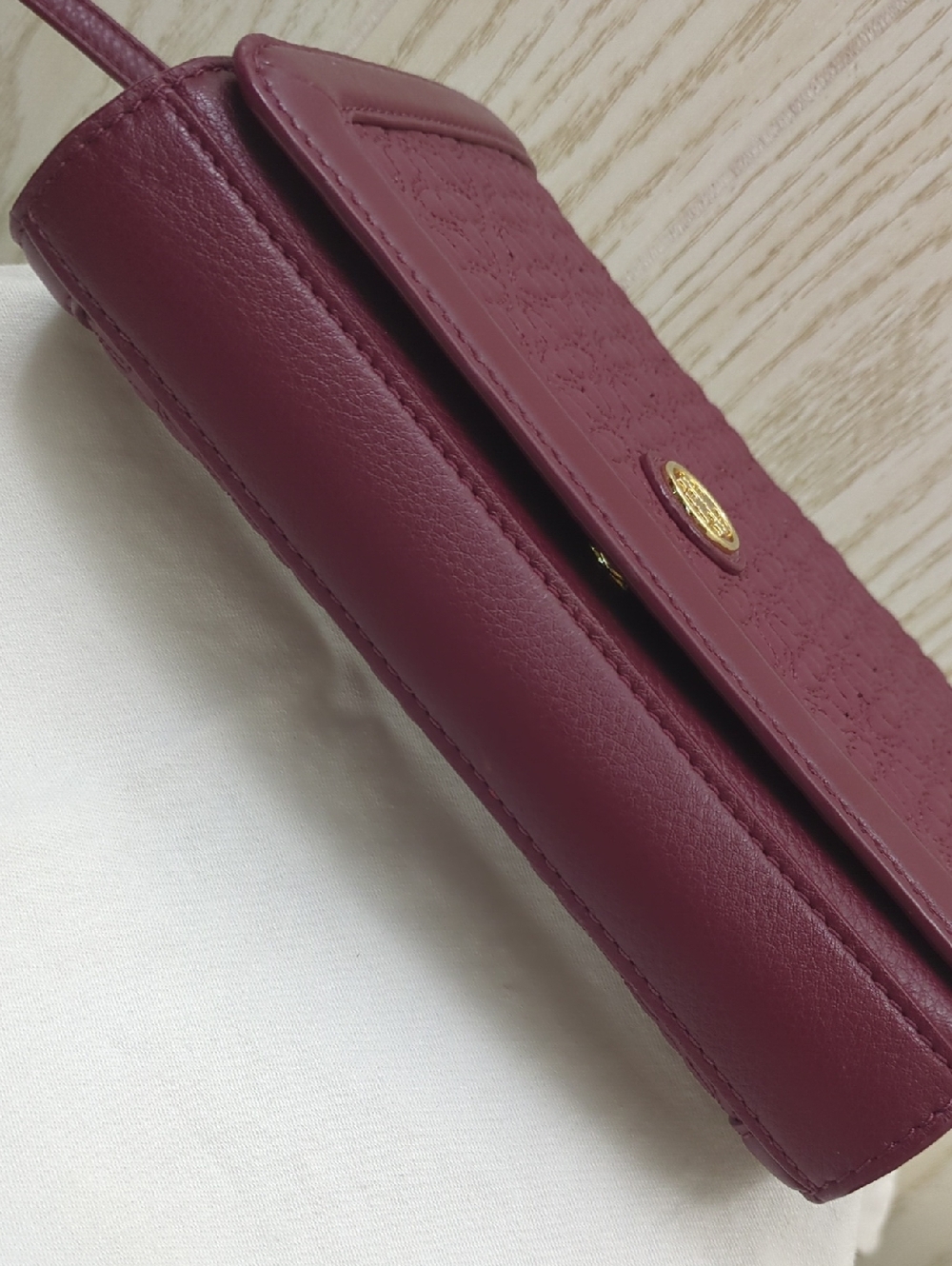  Tory Burch Bryant Quilted Leather Crossbody  - Picture 7 of 17